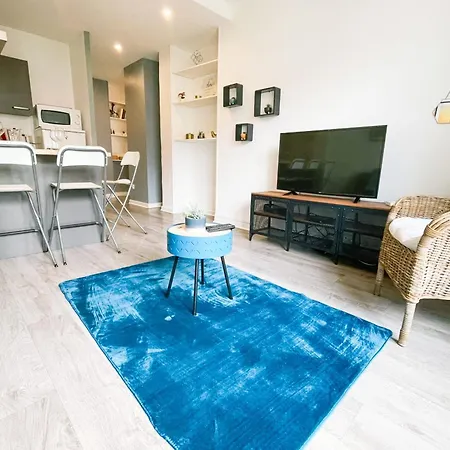 #d5 Blue Lagoon T3 Sleeps 6 Caserne De Bonne Apartment *