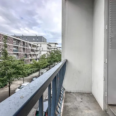#d5 The Blue Marceau * Grenoble
